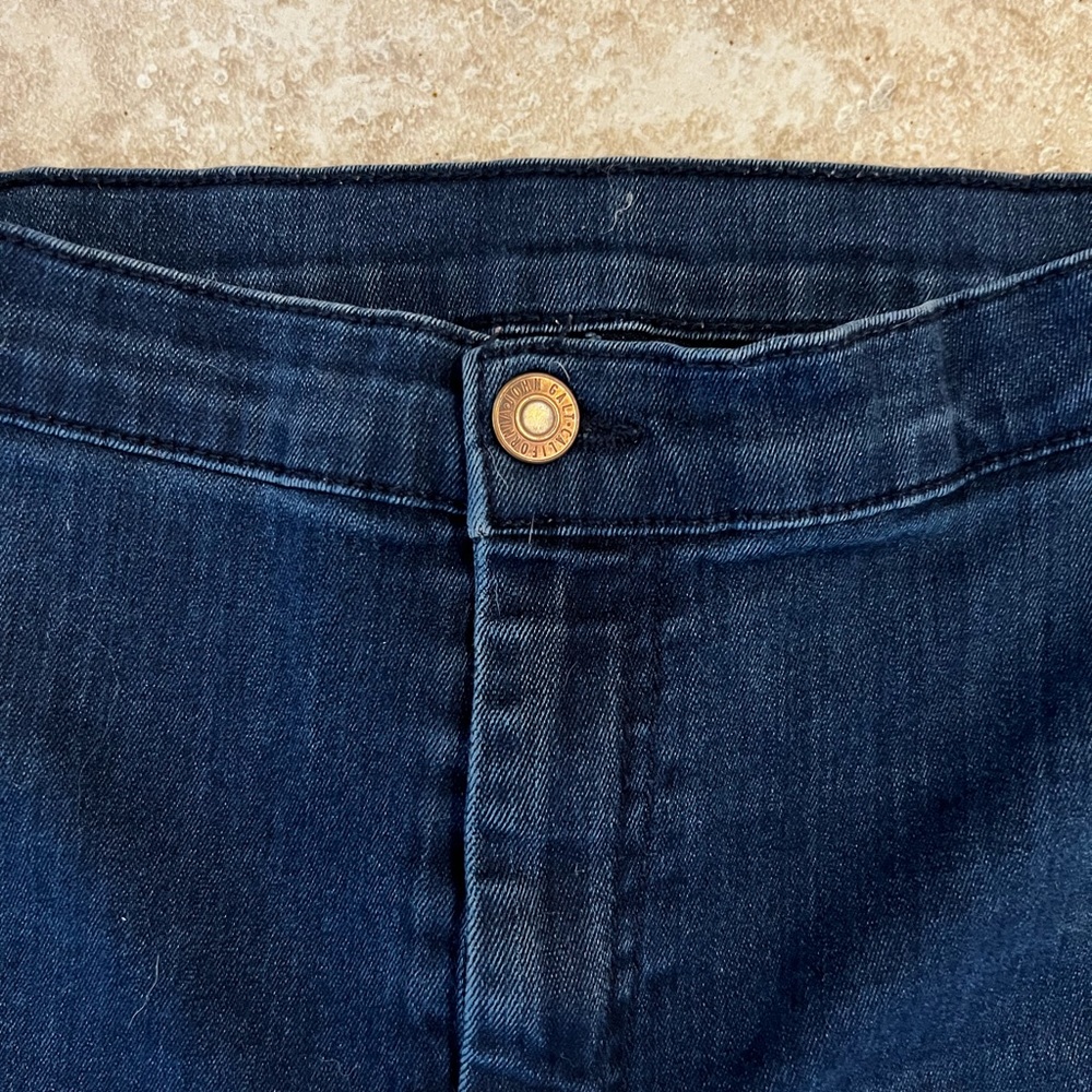 Brandy Melville high waisted skinny jeans